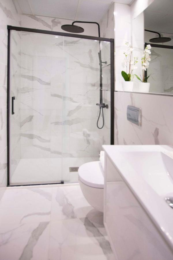 1 Bedroom 1 Bathroom Furnished - Salamanca - Executive Style - Mintystay Appartamento *
